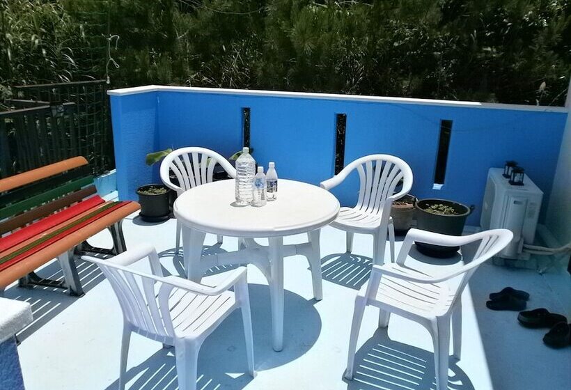 Guest House In Amami Ryoufuu   Hostel