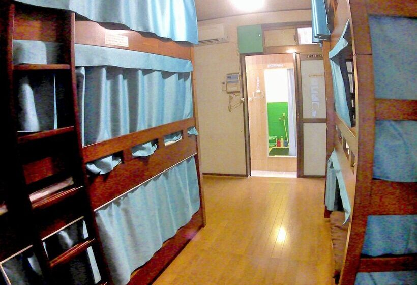Guest House In Amami Ryoufuu   Hostel
