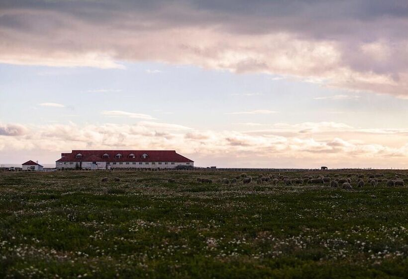 פונדק Estancia Caleta Josefina