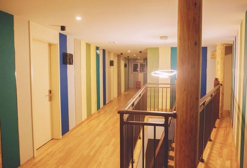 客栈 The Yan House Tengchong