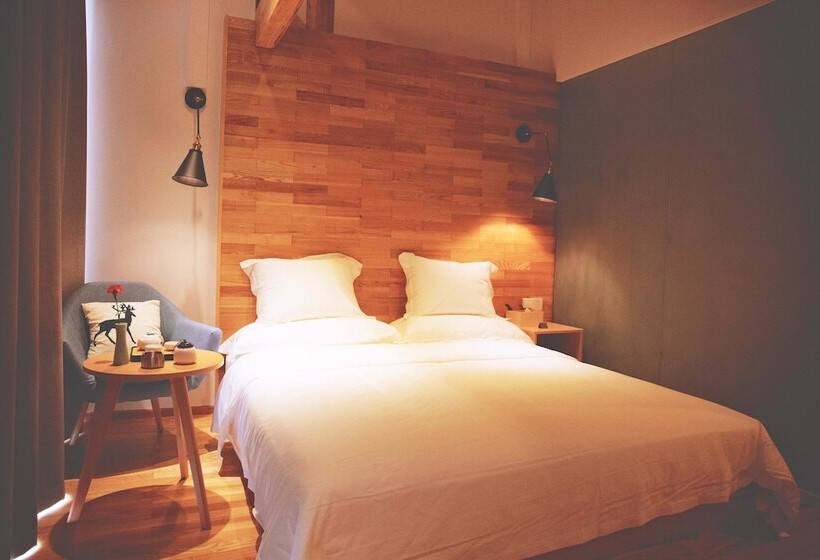 مسافرخانه The Yan House Tengchong