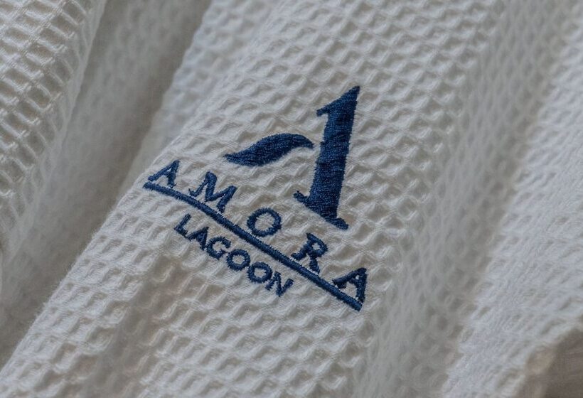 هتل Amora Lagoon