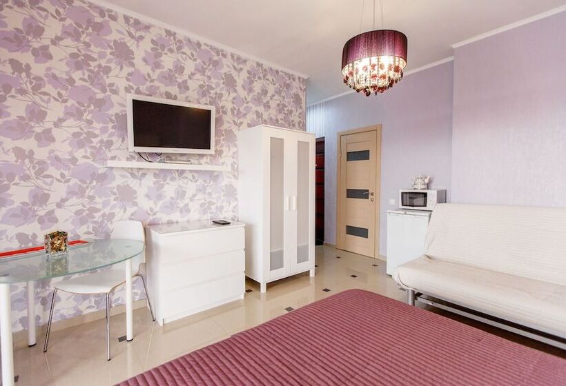 هتل Amosov S House