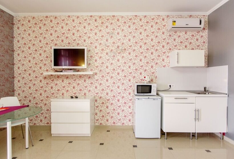 هتل Amosov S House