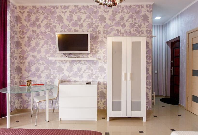 هتل Amosov S House