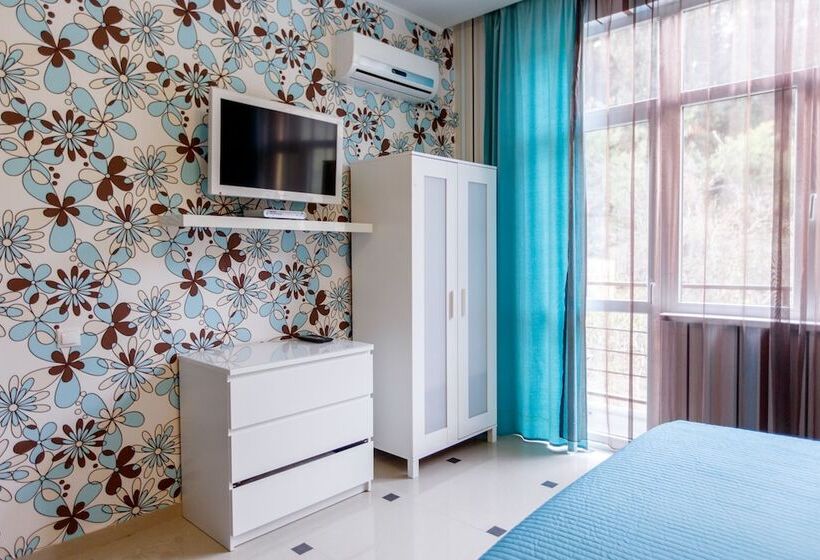 هتل Amosov S House