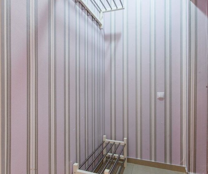 هتل Amosov S House