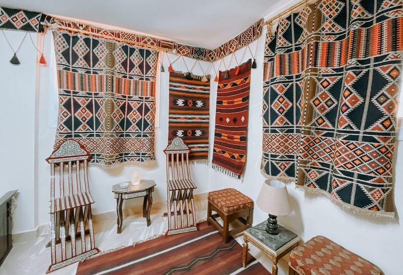 فندق Atlantis Pyramids Inn