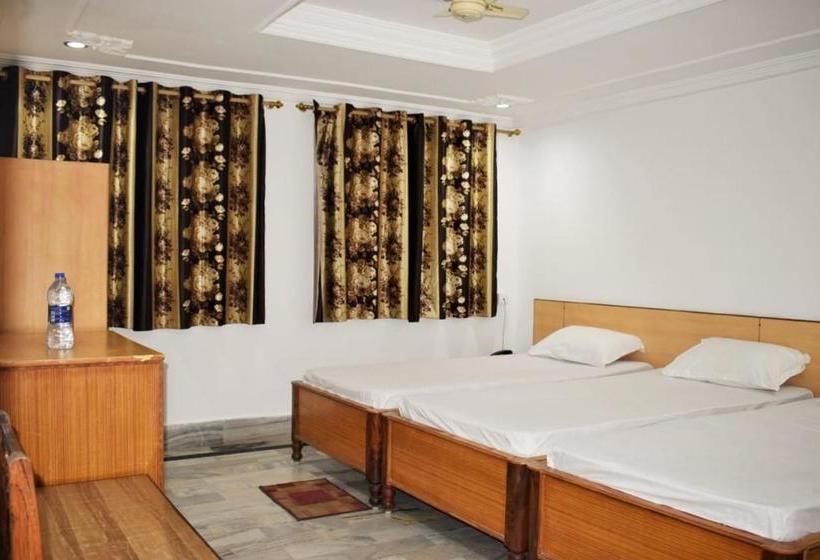 בית מלון כפרי Bodhi Residency