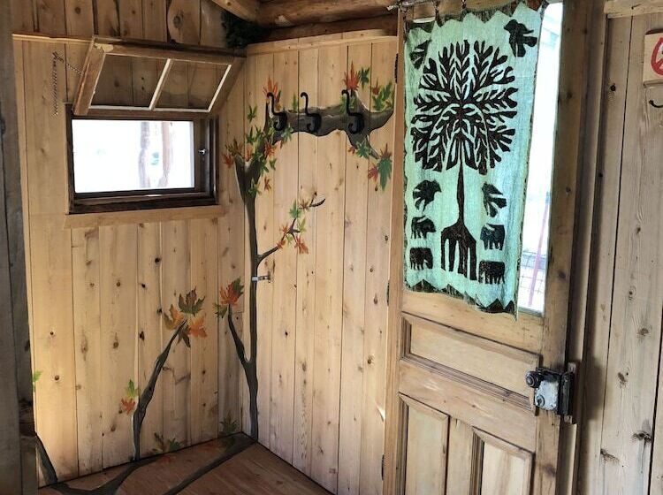 ホテル Chimo Refuges Treehouse Resort