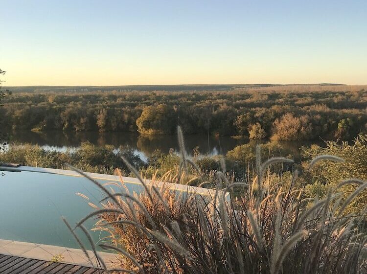 Отель Estancia Ninette