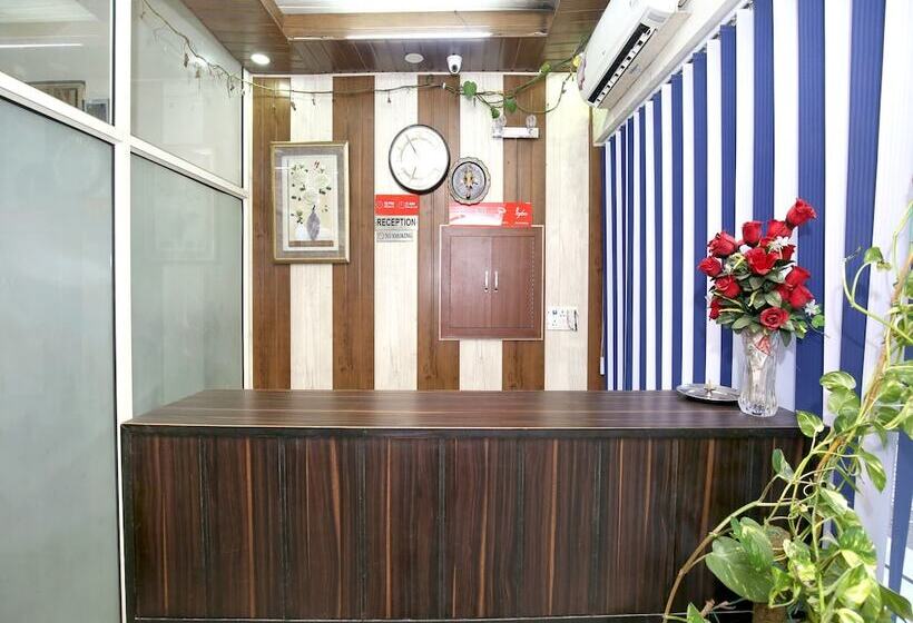 Отель Gaurav Residency By Oyo