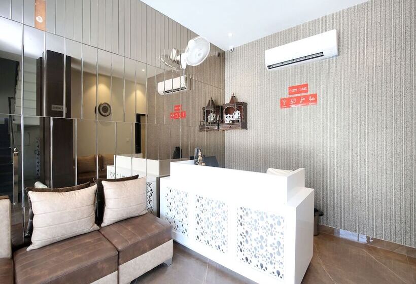 호텔 Grand Orchid By Oyo Rooms