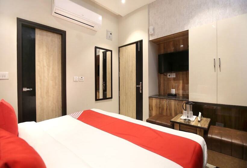 호텔 Grand Orchid By Oyo Rooms