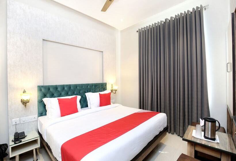 호텔 Grand Orchid By Oyo Rooms