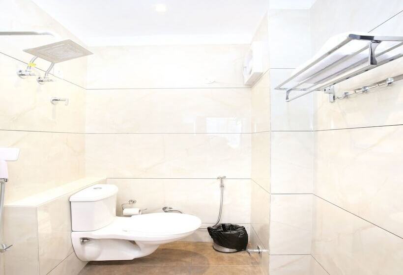 호텔 Grand Orchid By Oyo Rooms