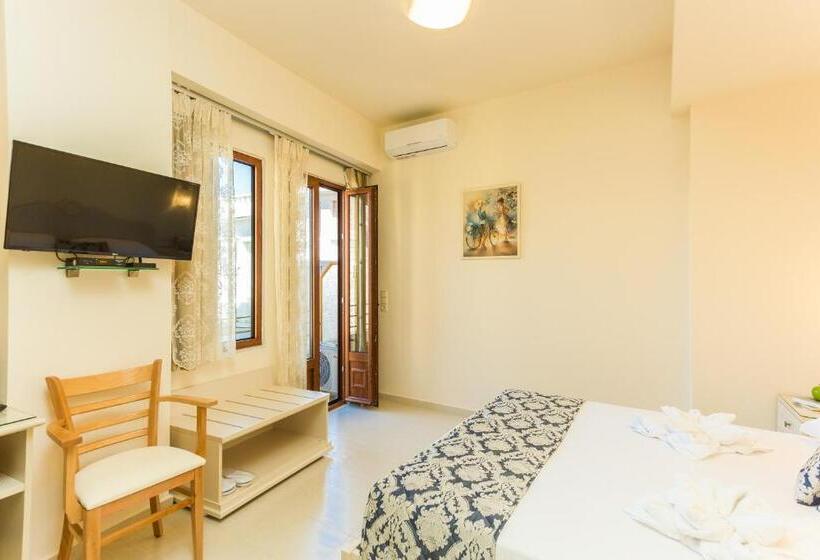 Hotel Polyxenia Suites