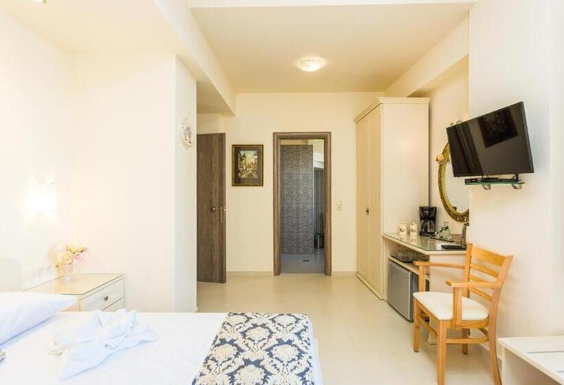 בית מלון כפרי Polyxenia Suites