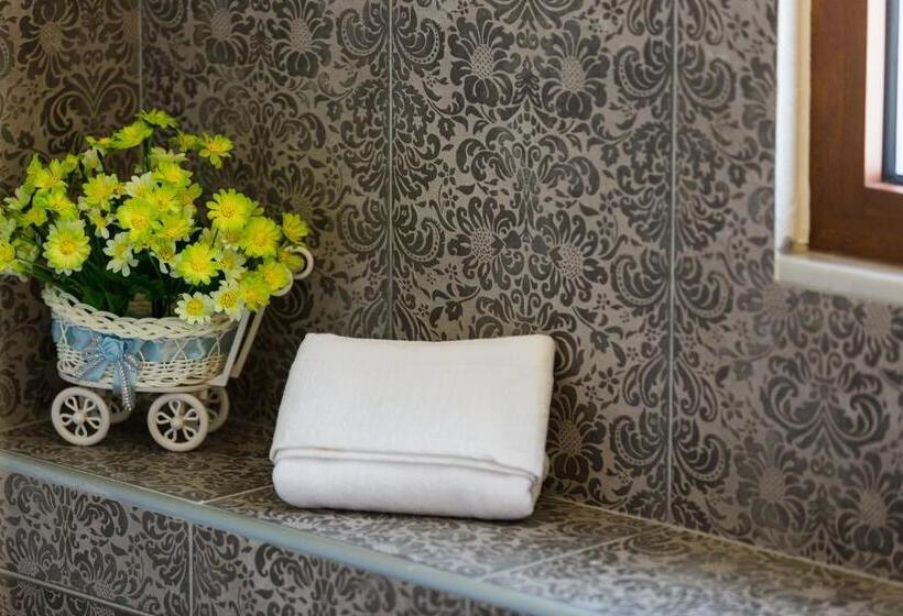 Hotel Polyxenia Suites