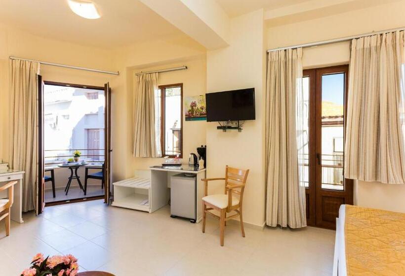 Hotel Polyxenia Suites