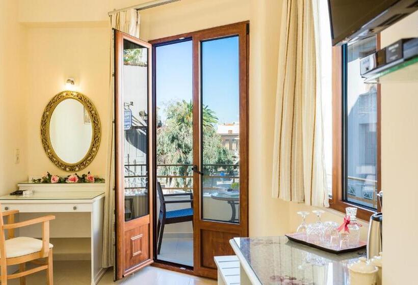 Hotel Polyxenia Suites