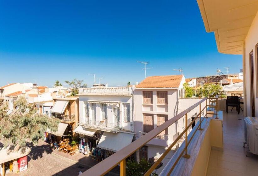 Hotel Polyxenia Suites