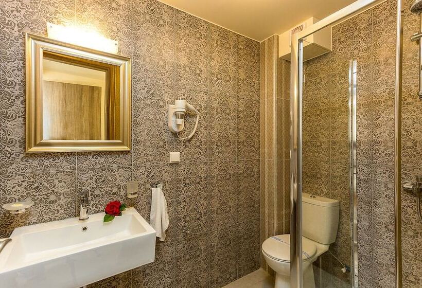 Hotel Polyxenia Suites