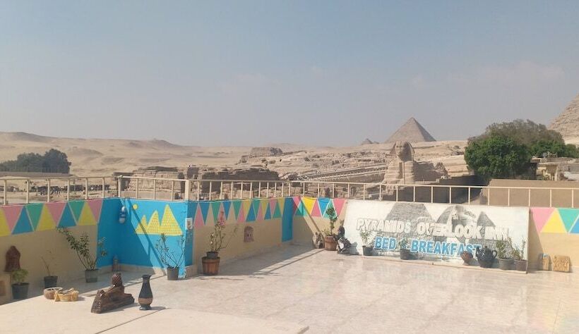 فندق Pyramids Overlook Inn