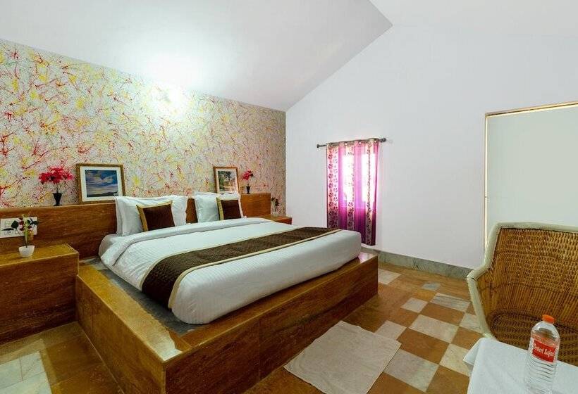 هتل Royal Jaisalmer Resort With Swimming Pool