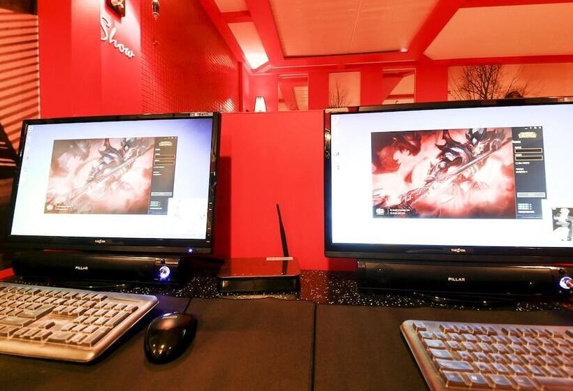 בית מלון כפרי Show