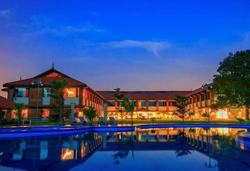 בית מלון כפרי Suncity Club And Resort