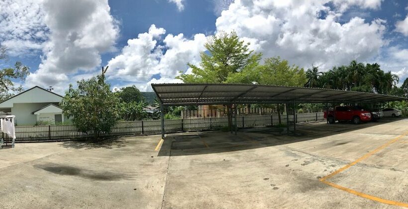 酒店 Tree House Apartment Songkhla