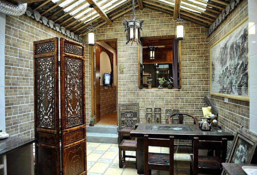 Huangshan Old Street Boutique Inn
