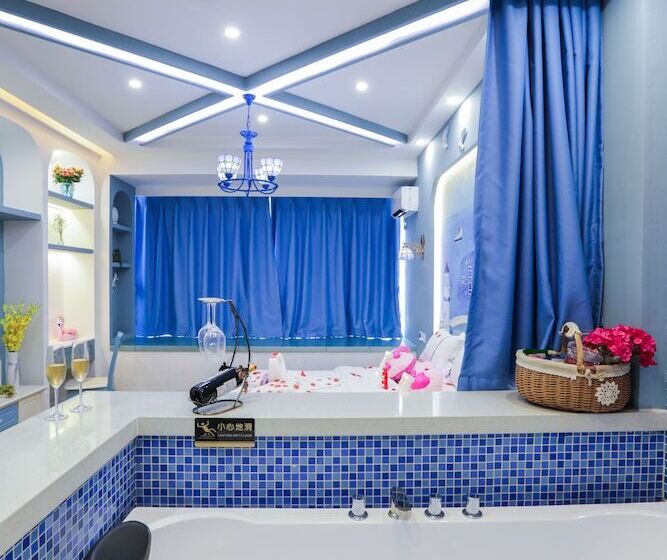 L Theme Hotel Foshan