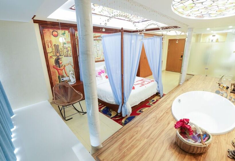 L Theme Hotel Foshan