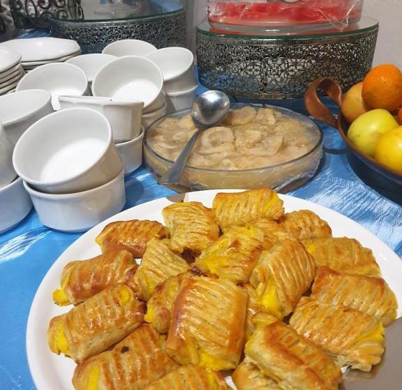 Lalapanzi Hotel & Conference Centre