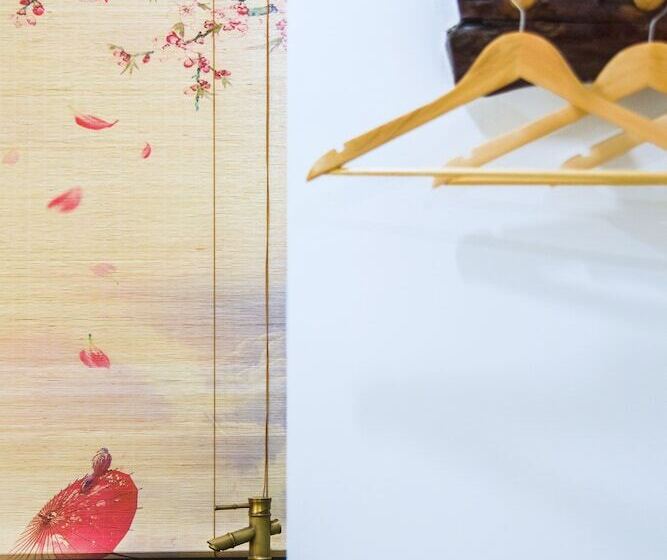 Listening To The Rain Hall Inn