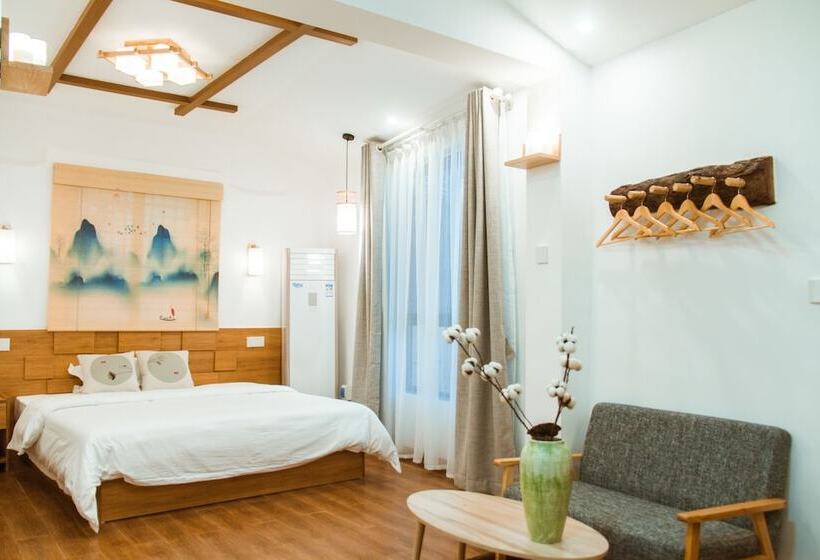 Listening To The Rain Hall Inn