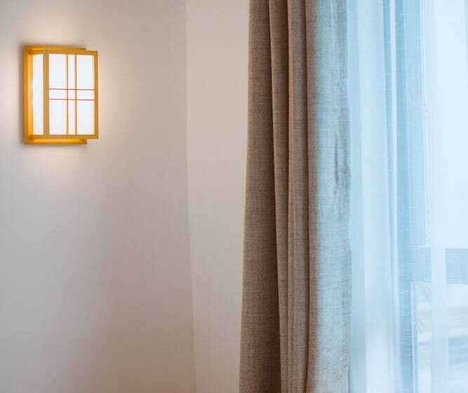 Listening To The Rain Hall Inn