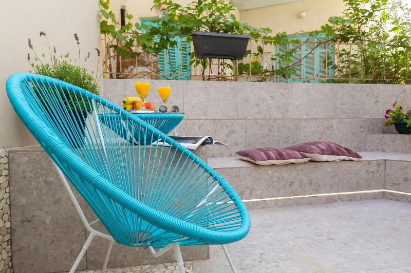 Annunziata Urban Den By Loc Hospitality