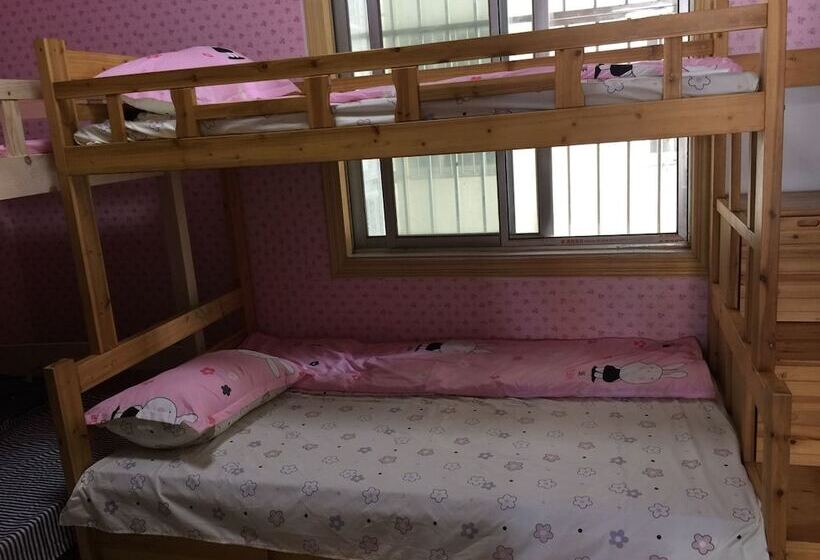 Nanning Guiyuan Tianju Hostel