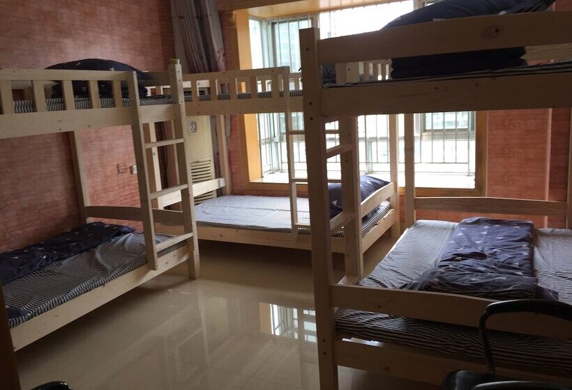 Nanning Guiyuan Tianju Hostel