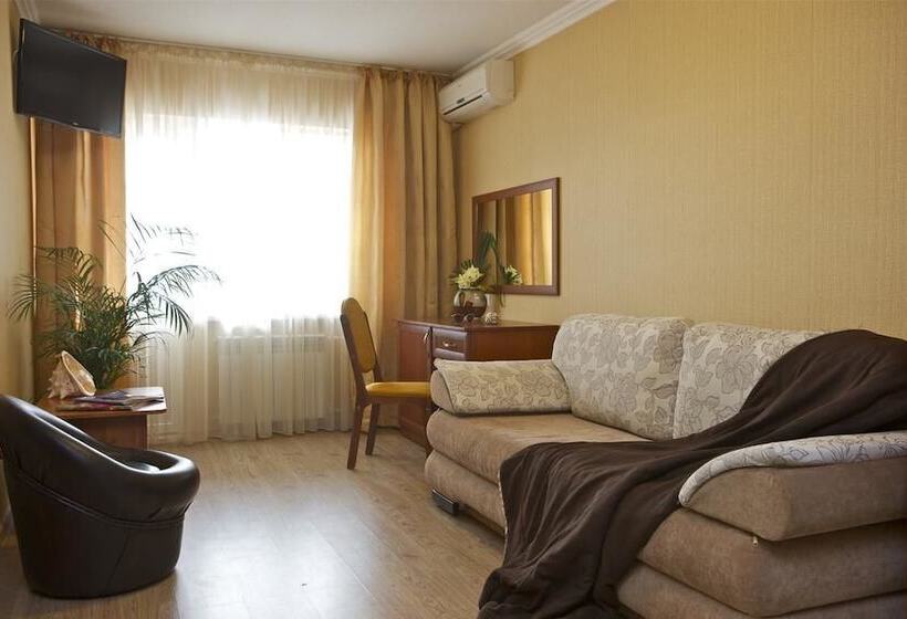 Okhotnik Hotel & Spa