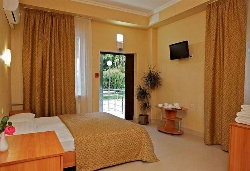 Okhotnik Hotel & Spa