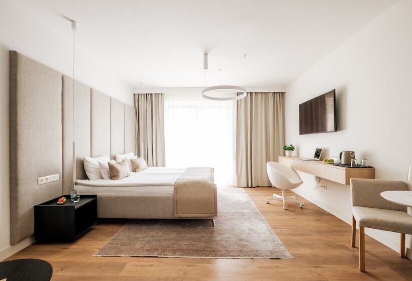 膳宿费 Adele Apartments