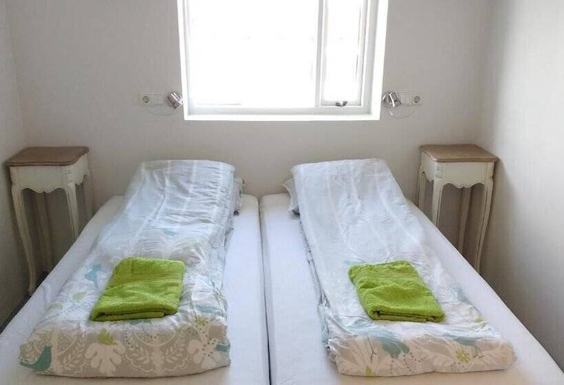 پانسیون Grímstunga Guesthouse