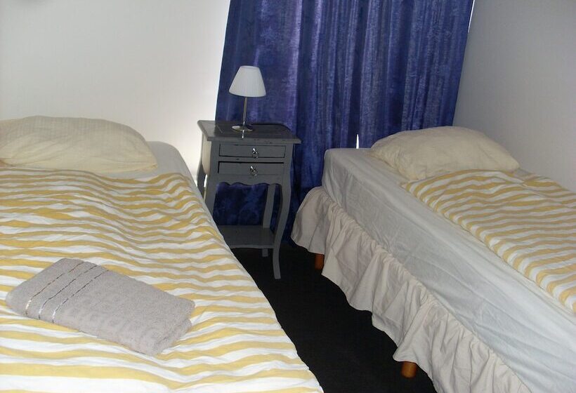 پانسیون Grímstunga Guesthouse