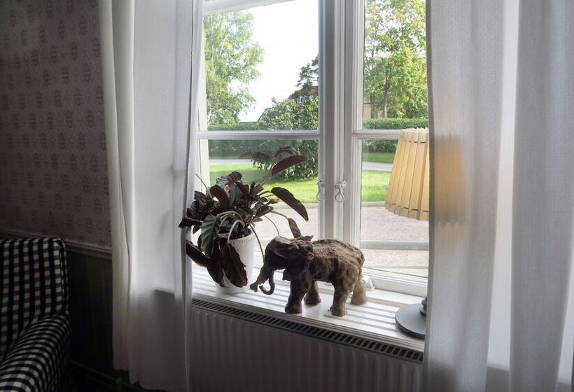 بنسيون Hagabergs Vandrarhem