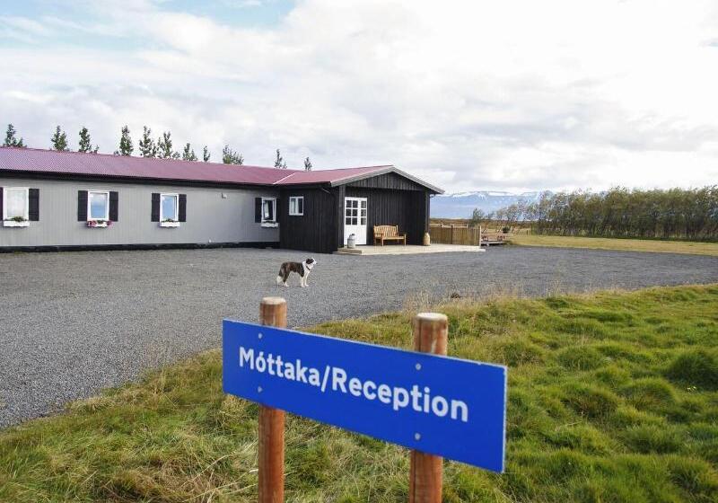پانسیون Hestaland Guesthouse Horse Farm Stay