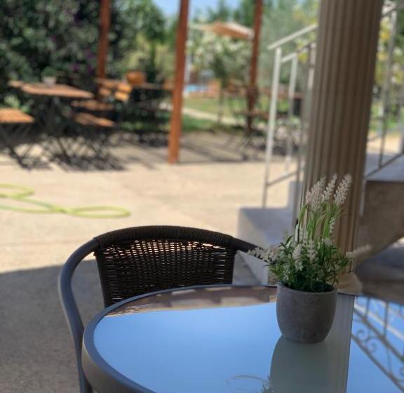 بنسيون Le Domaine Des Archies